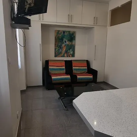 One Bedroom Andre Apartment *